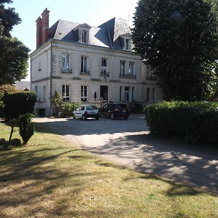 Hotel Du Parc Sancoins Exterior foto